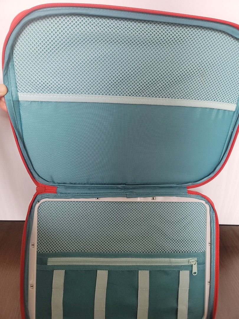 https://media.karousell.com/media/photos/products/2022/12/25/ikea_portable_drawing_case_1671953765_76c95461_progressive.jpg