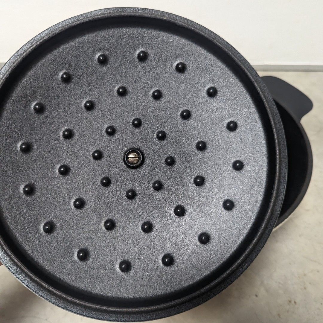 IKEA SENIOR cast iron casserole / dutch oven, Furniture & Home Living