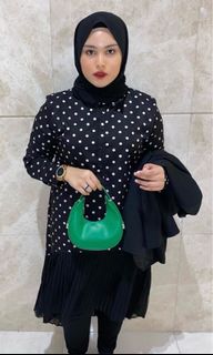 (Category: ) located in . Submitted by preboutique (Listing ID 1205229884, Image 1). Description: .