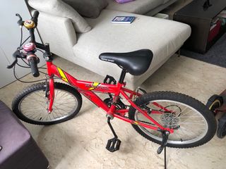 (Category: ) located in . Submitted by mummypig (Listing ID 1205237560, Image 1). Description: .