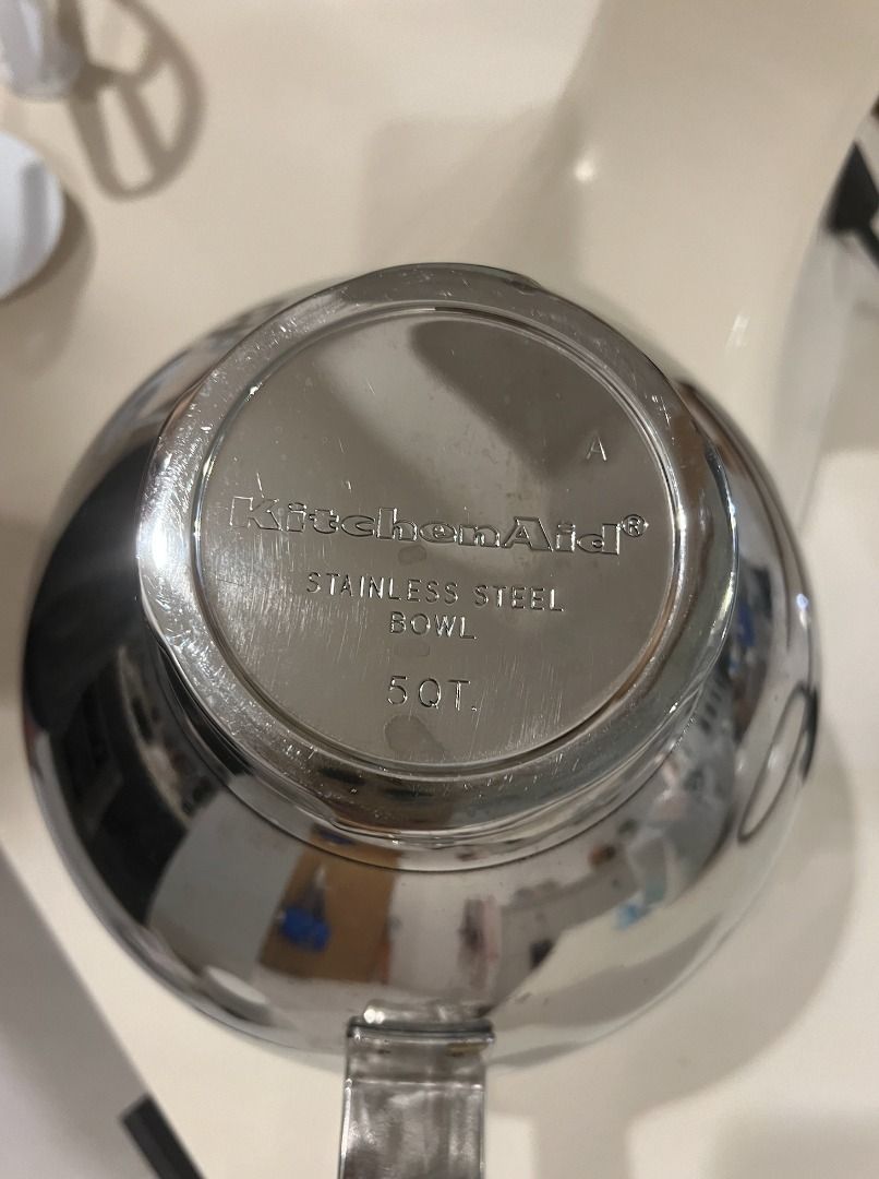 KitchenAid Artisan Stand Mixer 4.8L KSM125B Fresh Linen cream color, TV