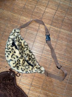 (Category: ) located in . Submitted by fkedash.preloved (Listing ID 1205403232, Image 1). Description: .
