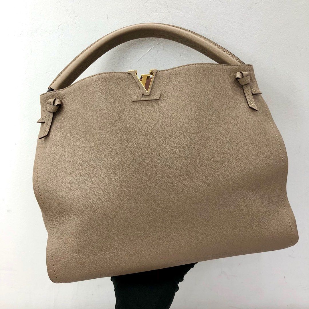 Louis Vuitton NeoNoe MM bag, Women's Fashion, Bags & Wallets, Shoulder Bags  on Carousell