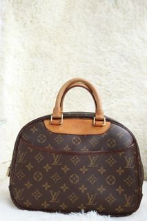 Dee.Gadgets - LV Trouville Size MM Japan Preloved High