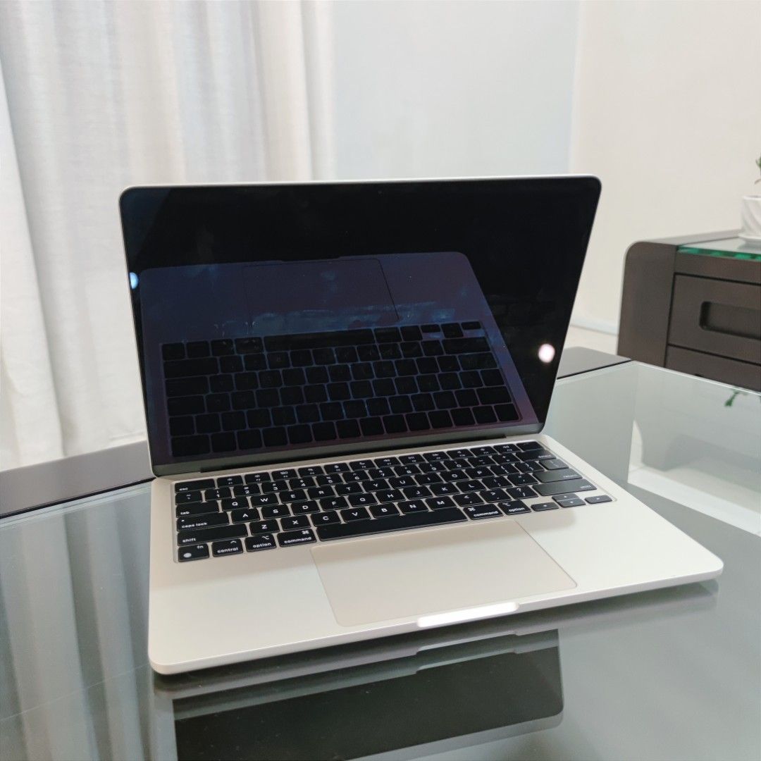 MacBook Air M2 Starlight (Not Functional), Computers & Tech, Laptops & Notebooks on Carousell