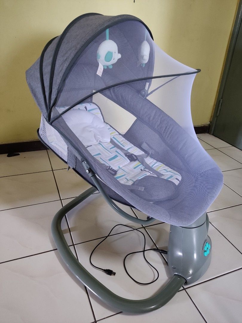 Mastela Baby Swing, Babies & Kids, Baby Nursery & Kids Furniture, Other