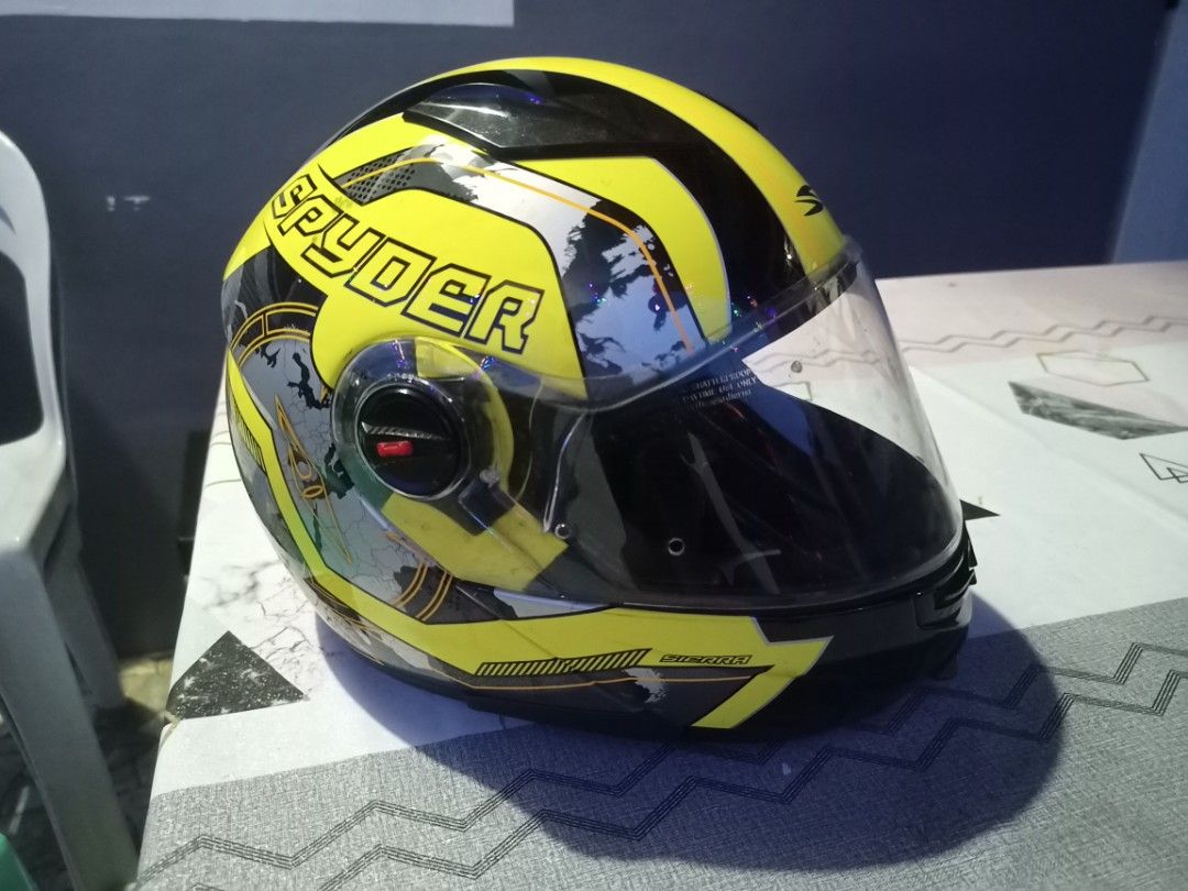 Spyder clearance sierra visor