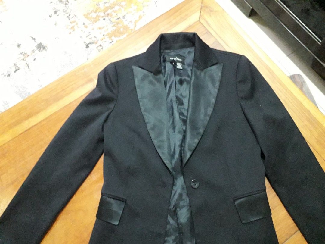 New Zara black blazer with satin lapel, Women's Fashion, Coats, Jackets