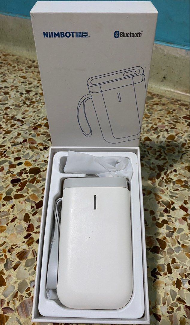 NIIMBOT Label Printer, Everything Else on Carousell