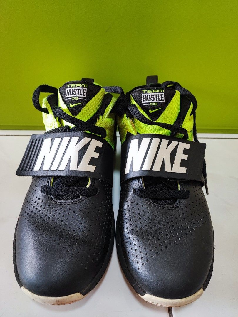 Nike team online hustle d8 green