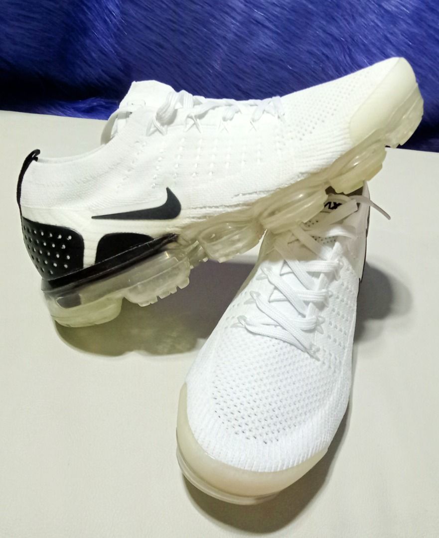 nike vapormax white and black