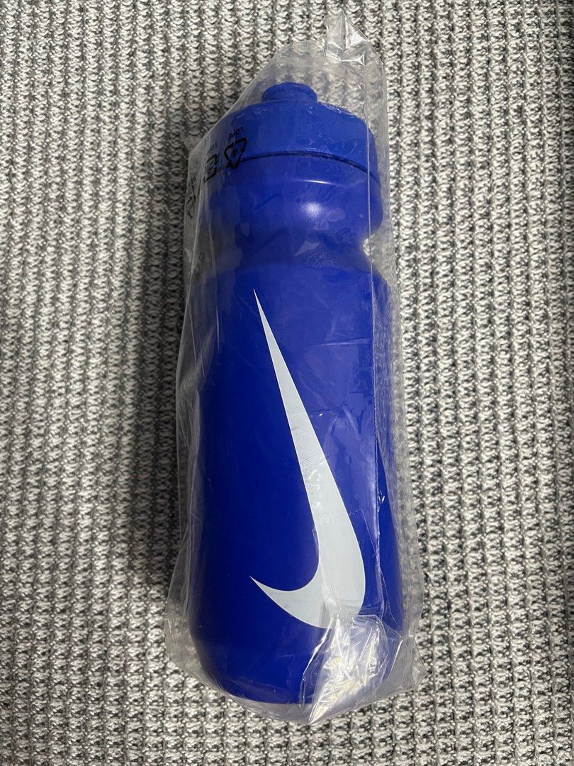 metal nike water bottle