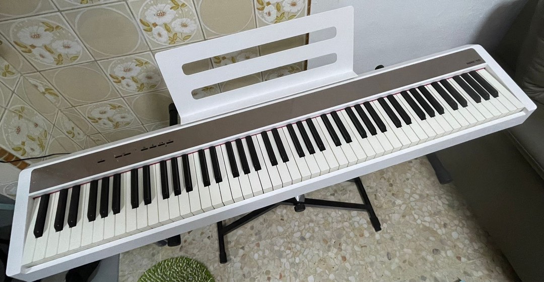 NUX NPK 10 smart digital piano, Hobbies & Toys, Music & Media, Musical ...