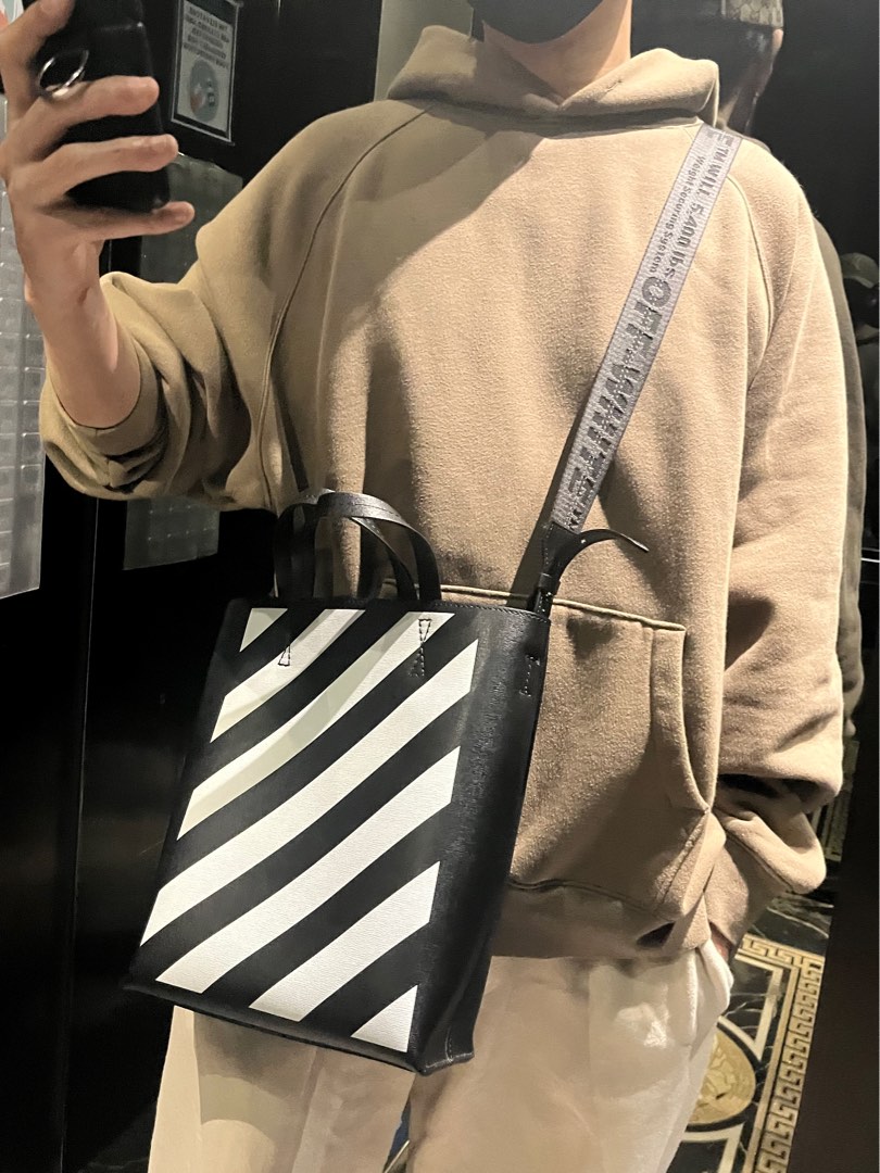 OFF-WHITE Binder Clip Bag SS22 Mini Diag Stripe Black White Yellow