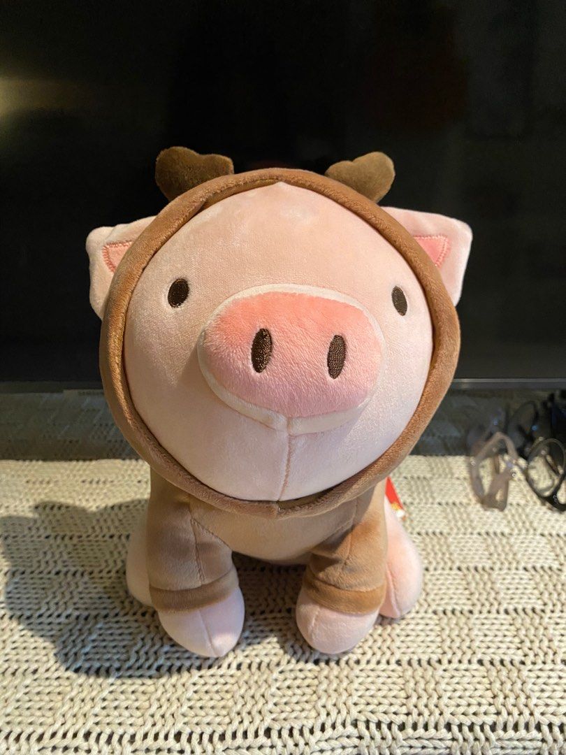 Pig stuff toy miniso store