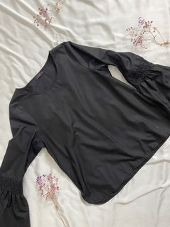 (Category: ) located in . Submitted by shopallthetimeee (Listing ID 1205262392, Image 1). Description: .