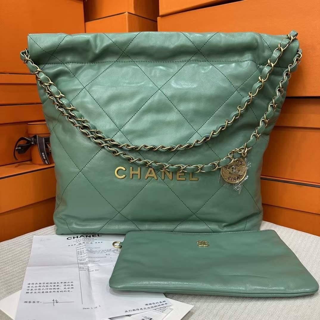 PRE-ORDER Preloved Kept Unused Like New Chanel 22 Bag, Luxury, Bags &  Wallets on Carousell