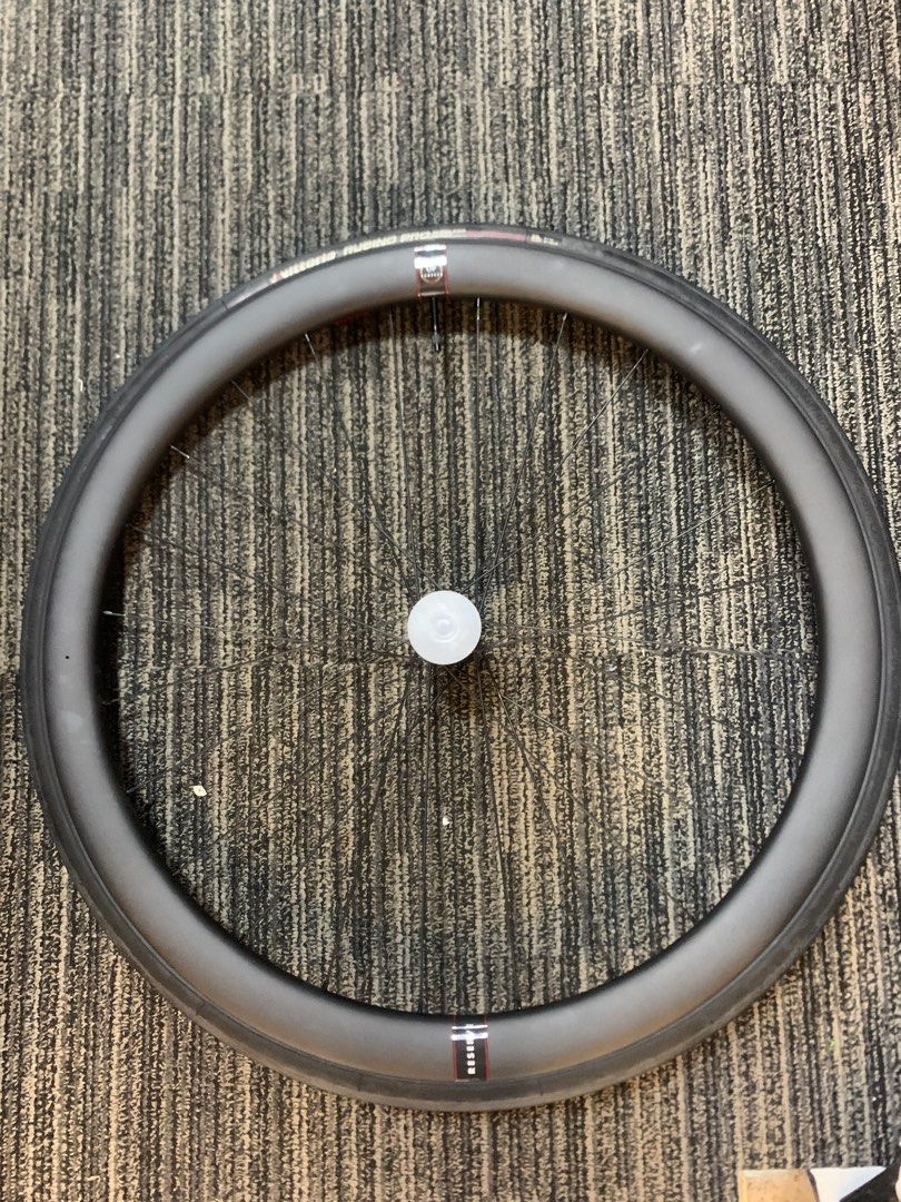 Reserve carbon DT370) DT Swiss, Sports Equipment, Bicycles