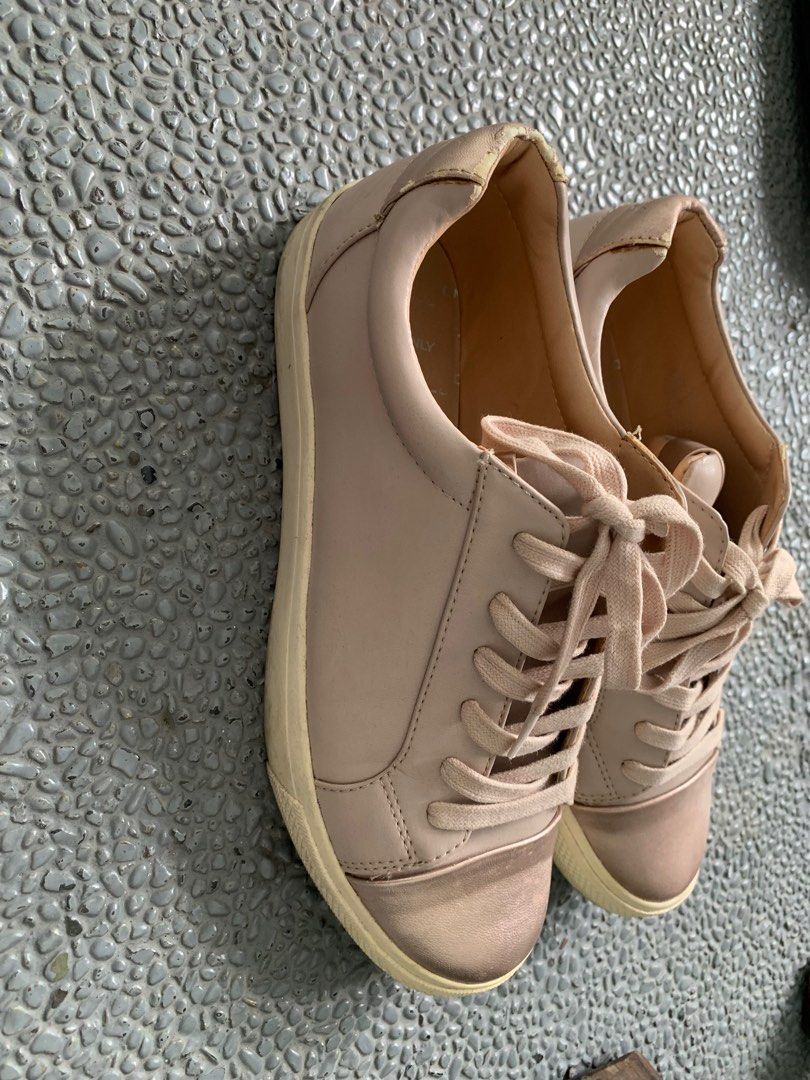 holster rose gold sneakers