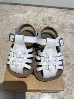 Stride rite salt best sale water sandals