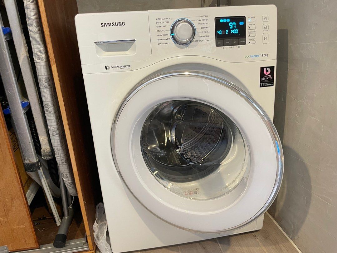 Samsung Washing Machine eco bubble 8KG, TV & Home Appliances, Washing