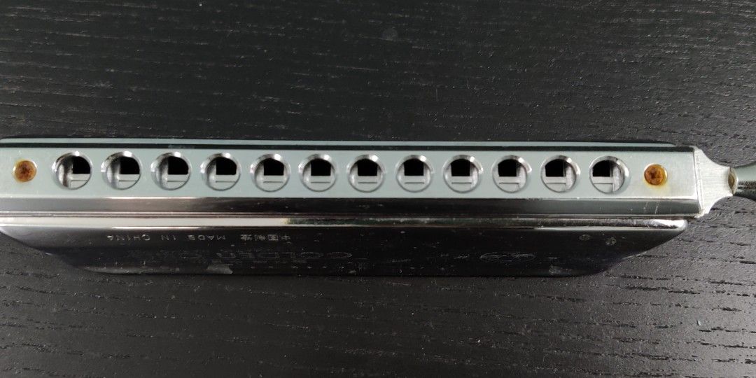 Semitone Harmonica (Category: Music Accessories) located in Puchong. Submitted by abig98 (Listing ID 1205306916, Image 2). Description: 1. Tuned to C 2. 24 holes I want to exchange this with 3 packs of GREEN CUTIE COMPACT toilet rolls (30rolls)..