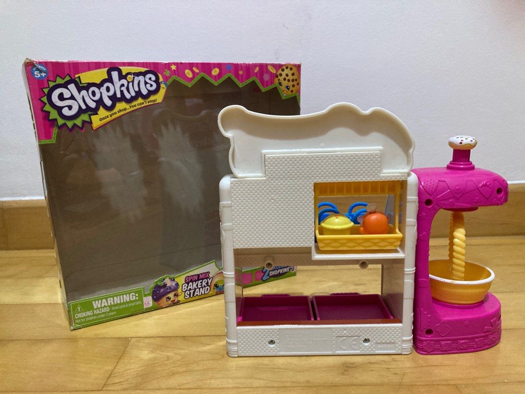 Shopkins bakery store playset