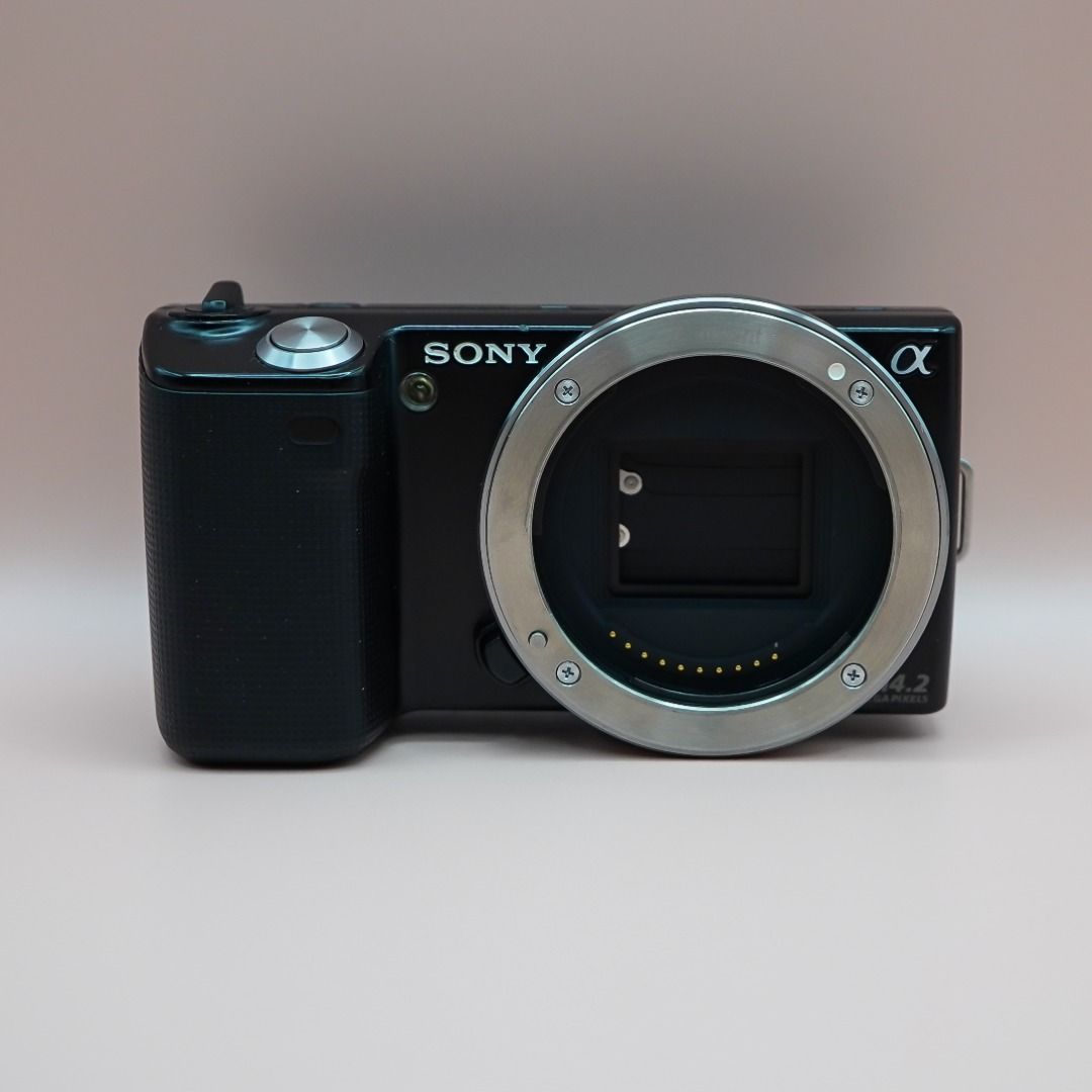 Sony NEX 5 Mirrorless Camera (Sony Alpha NEX 5) (Body Only), Photography, Cameras on Carousell