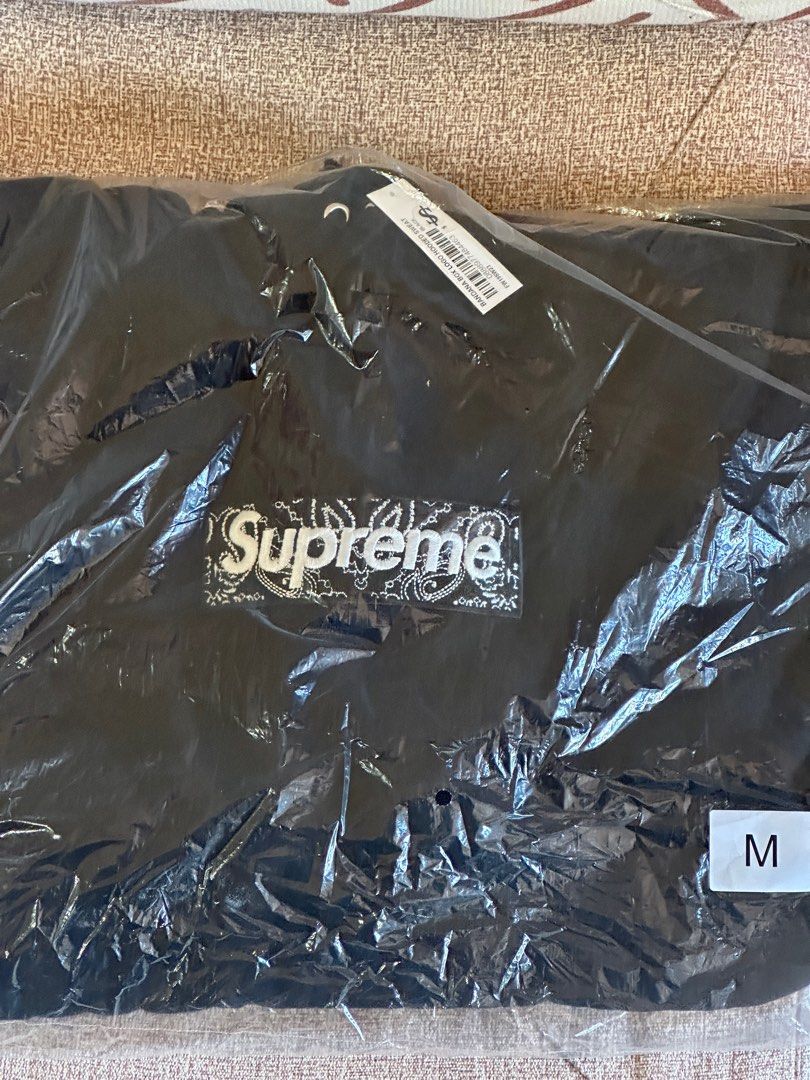 Supreme 19fw bandana box logo hoodie black size m, 名牌, 服裝