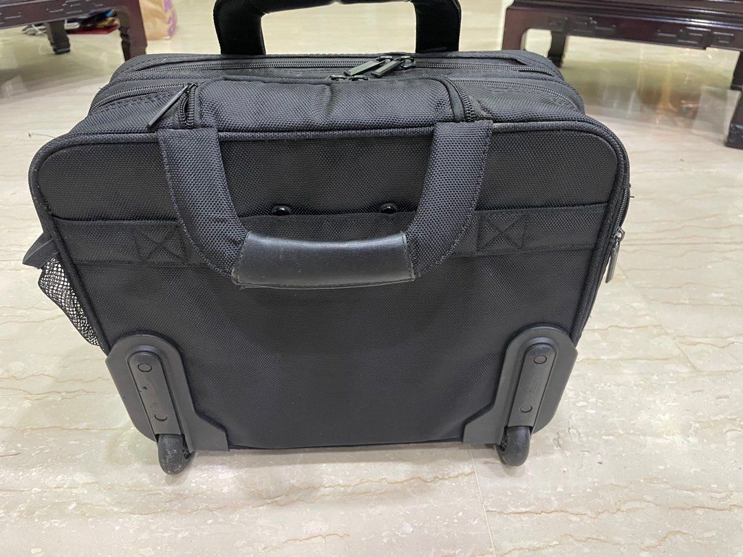 Targus Trolley Laptop Bag, Hobbies & Toys, Travel, Luggage on Carousell
