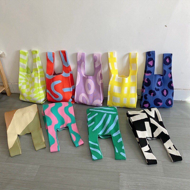 tas knit / tas rajut viral bangkok, Looking For on Carousell