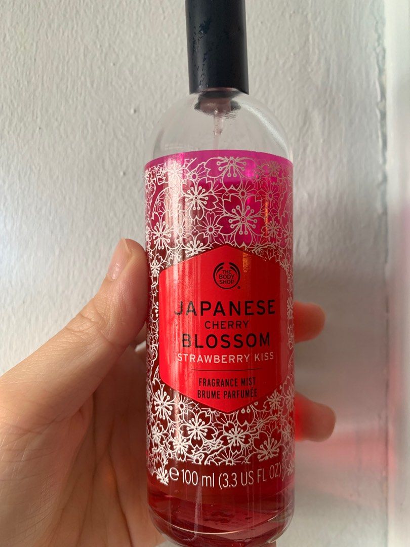 THE BODY SHOP JAPANESE CHERRY BLOSSOM STRAWBERRY KISS 48 OFF