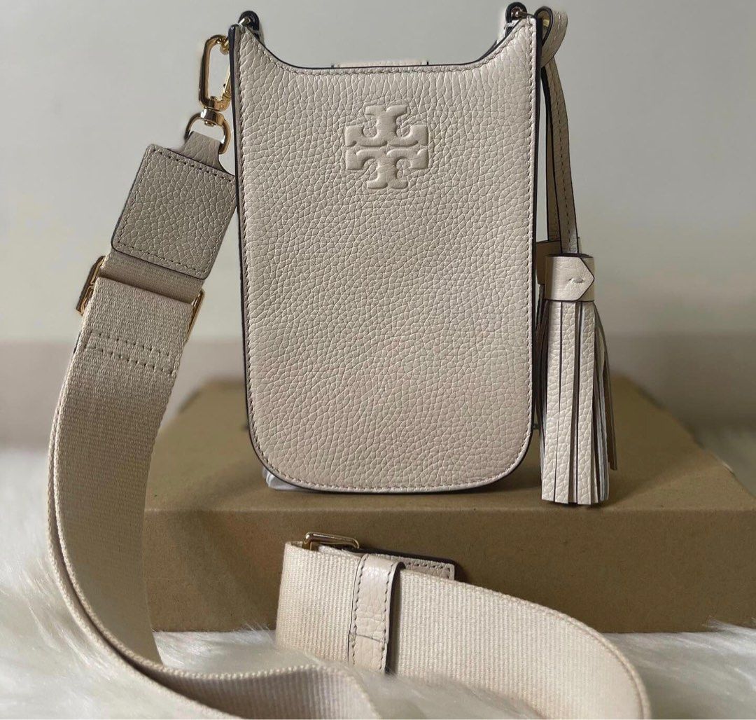 Tory Burch cellphone crossbody white, Women's Fashion, Bags & Wallets,  Cross-body Bags on Carousell