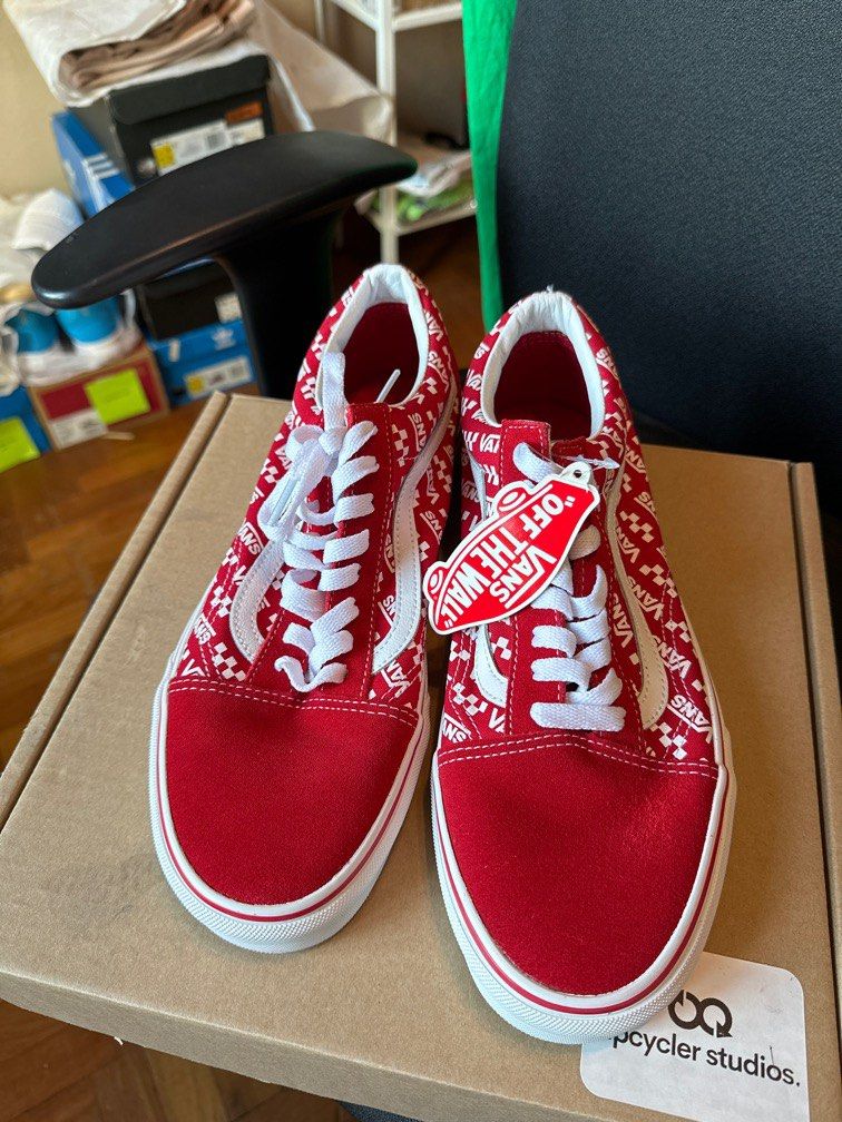 Red checkered low top vans on sale