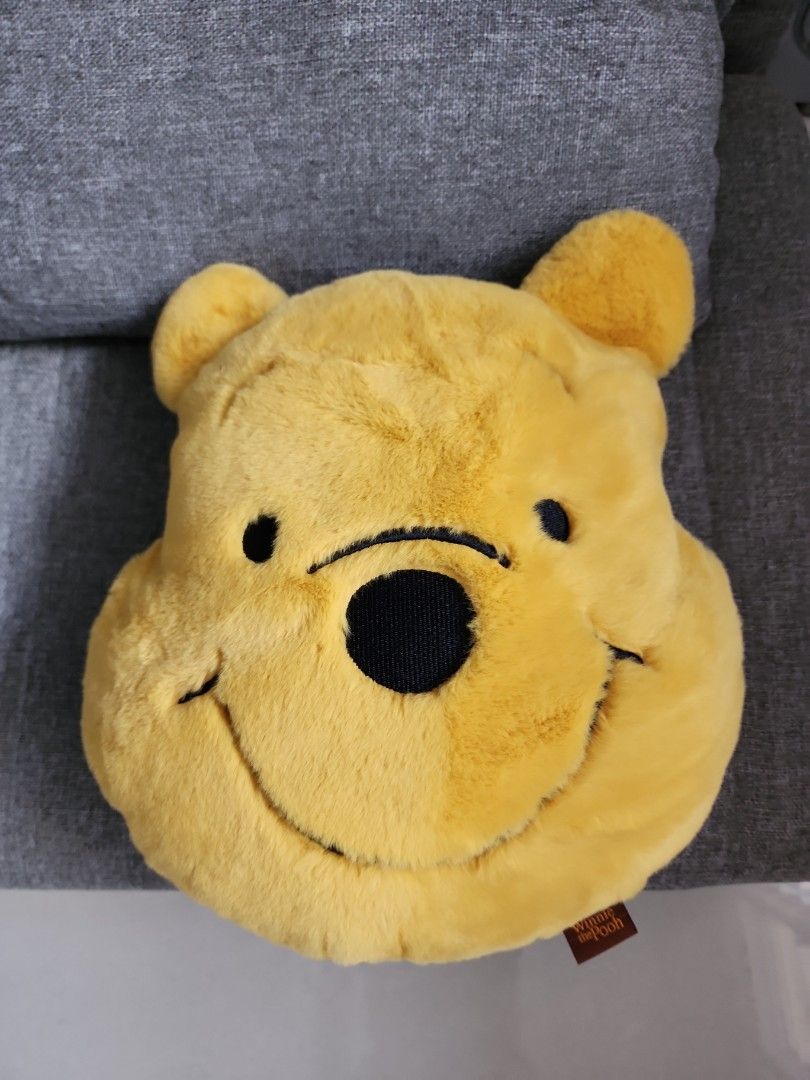 round winnie the pooh plush