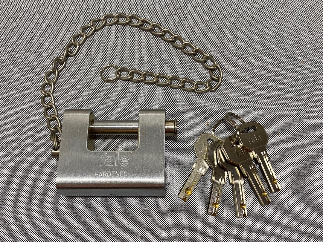 Yale Lock, Furniture & Home Living, Home Improvement & Organisation