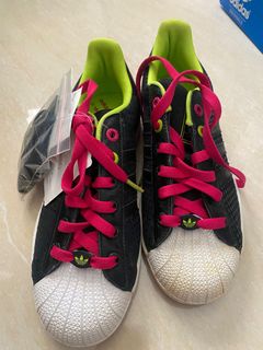 （分類：）位於 。 由 haloha.off 提交（商品編號 1205444909，圖片 1）。簡介： 。