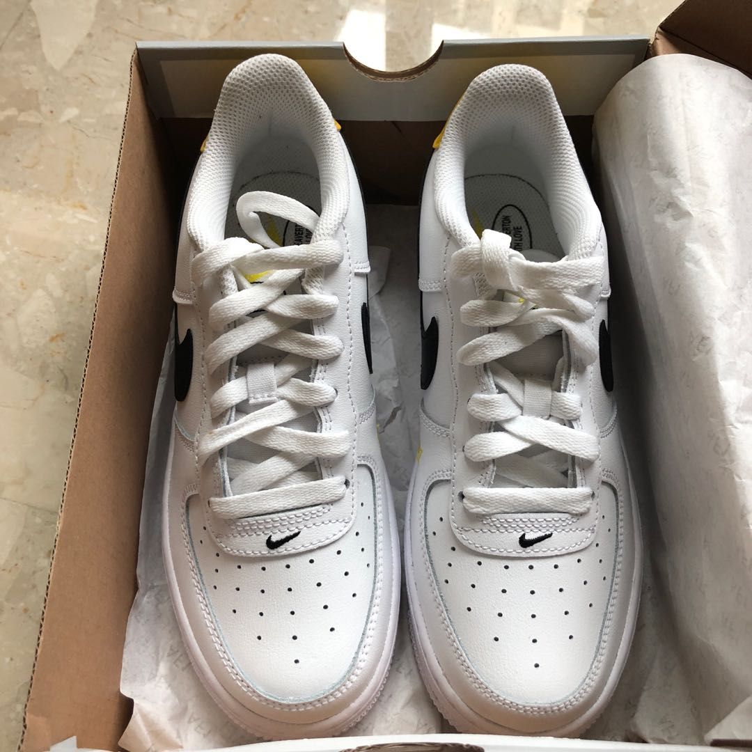Air Force 1 LV8 GS size uk 4.5 cm 23.5 EUR 37.5
