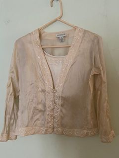 (Category: ) located in . Submitted by sarisarisstore (Listing ID 1205427867, Image 1). Description: .