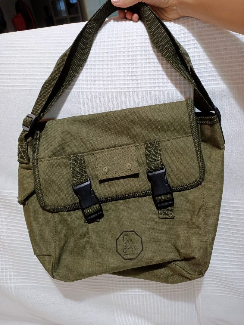 D&g army hotsell sling bag