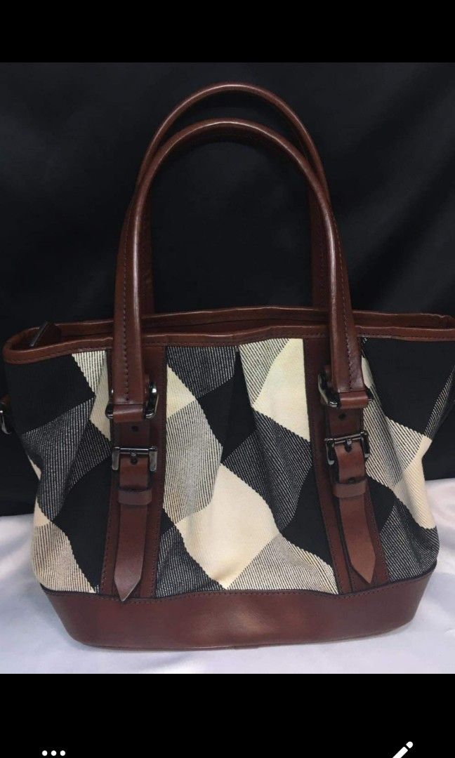 Burberry bag online material