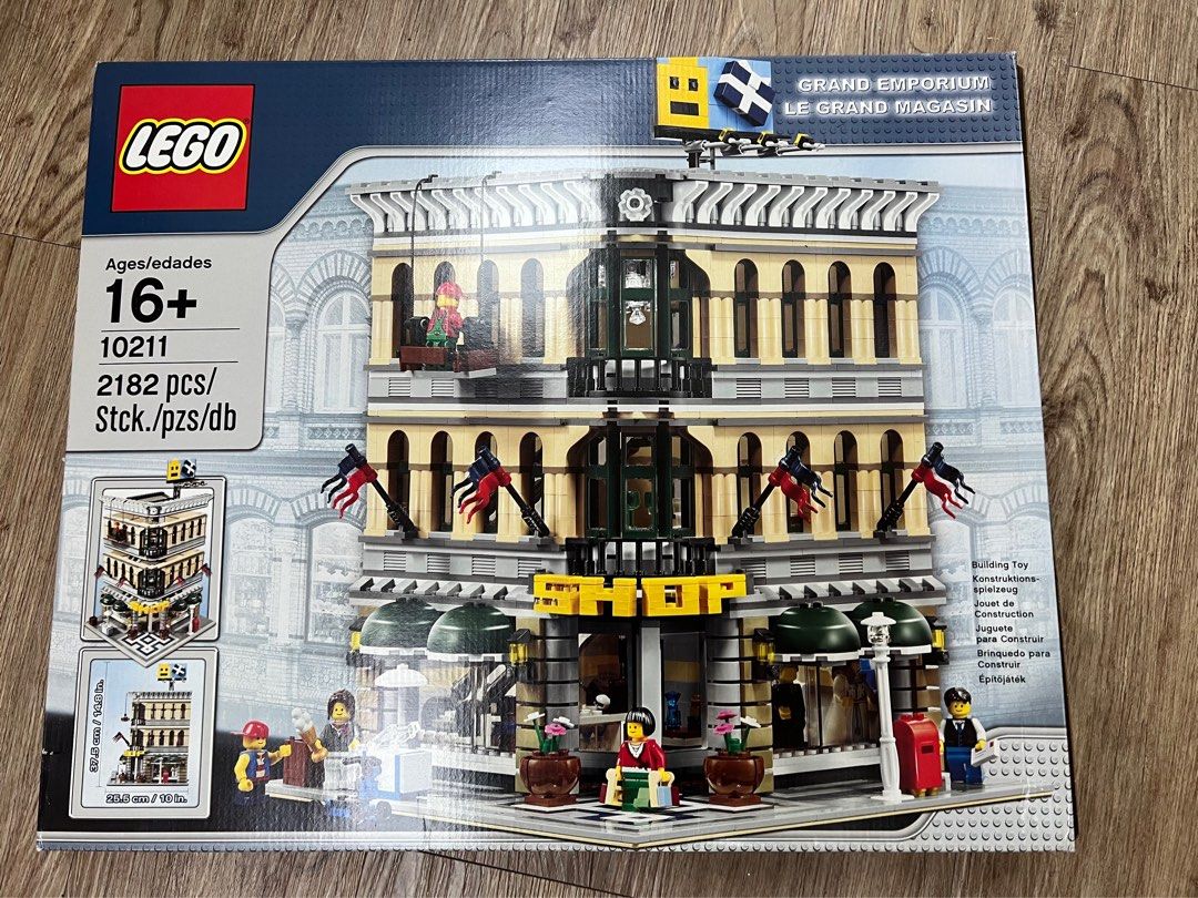 Lego 10211 grand hot sale emporium