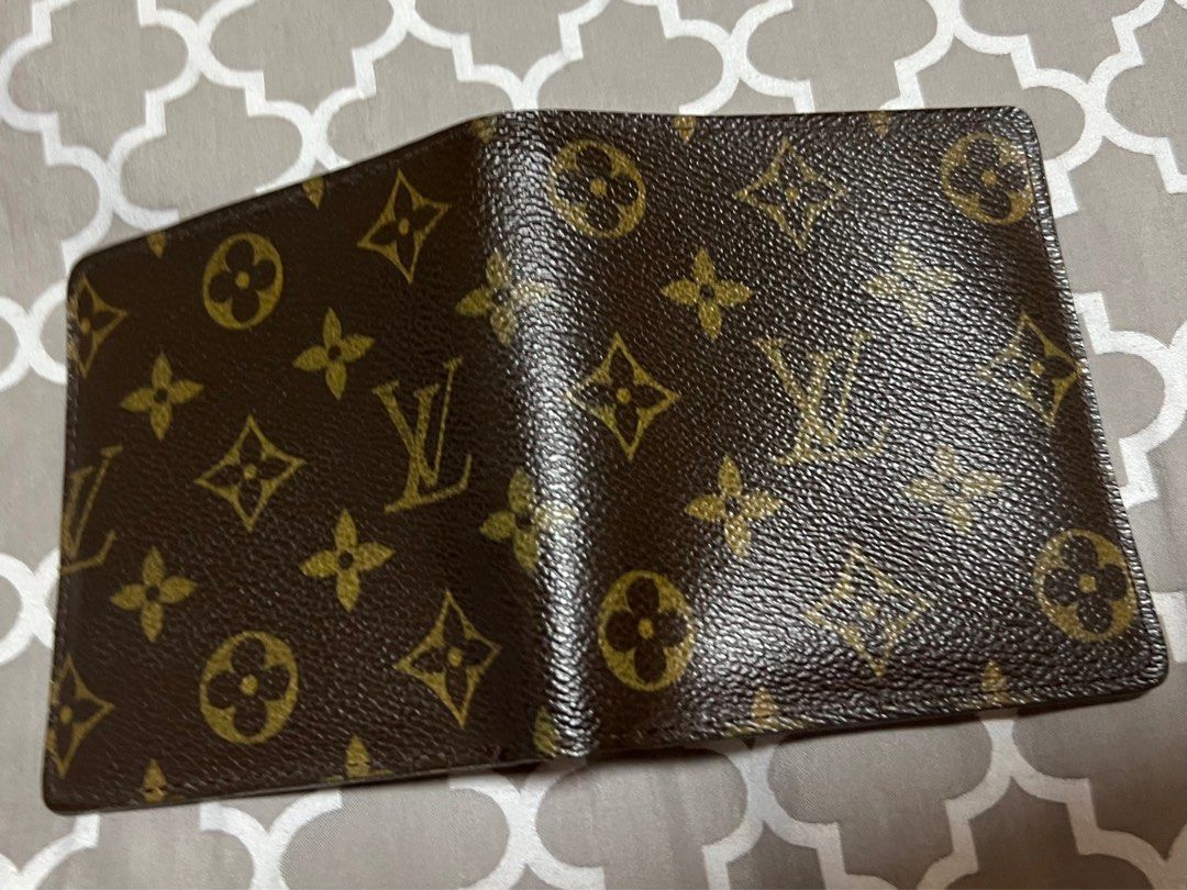 Authentic Louis Vuitton Wallet (discontinued)