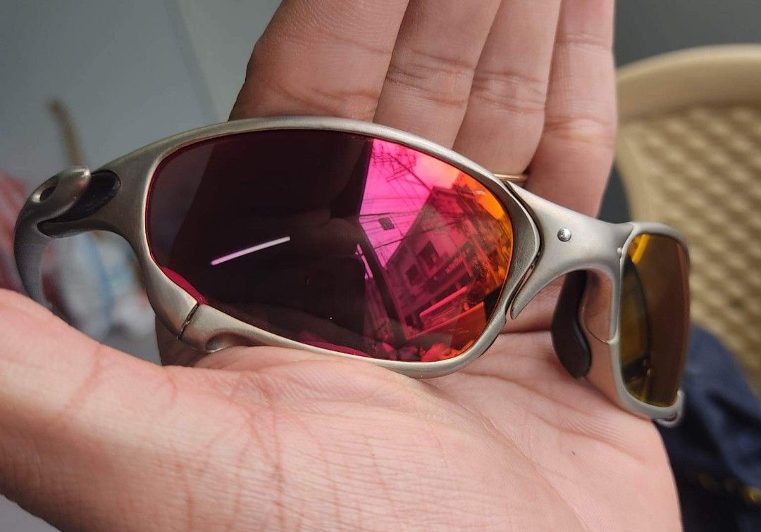 Authentic Oakley Juliet. Plasma Ruby Red, Men's Fashion, Watches