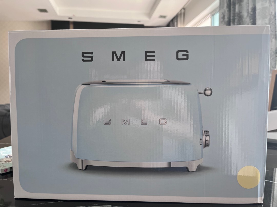 Brand new SMEG toaster, with warranty, TV & Home Appliances, Kitchen