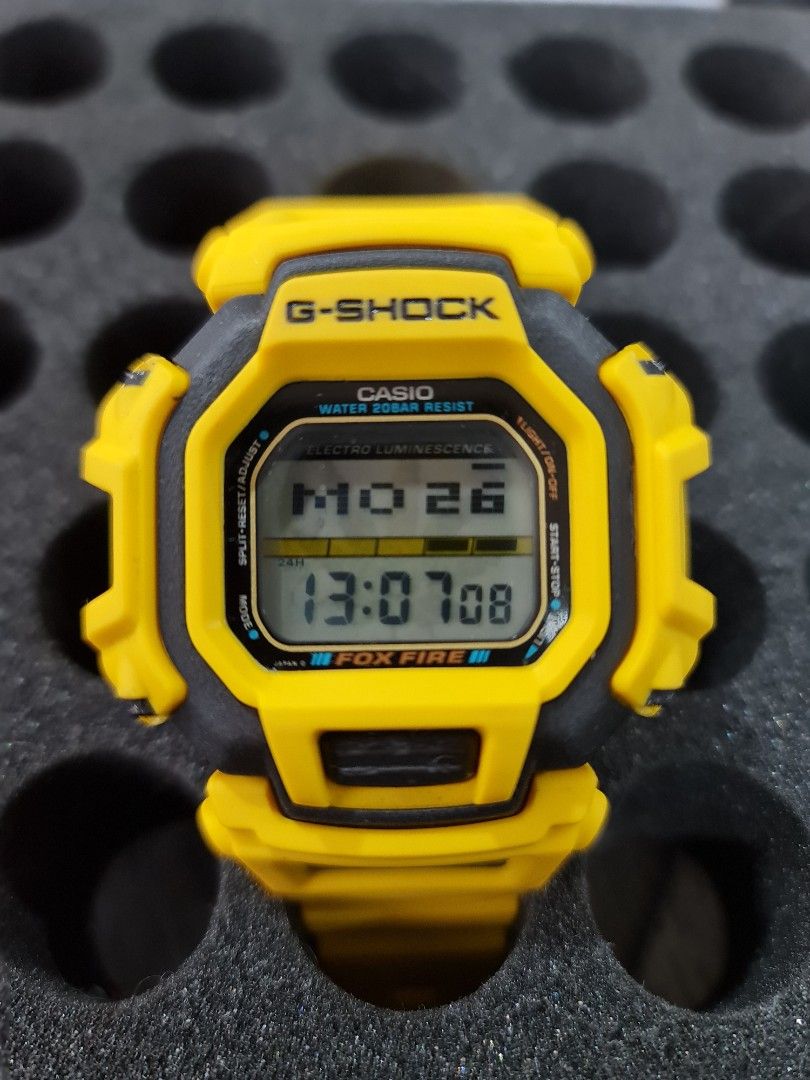 G shock hotsell gundam vintage