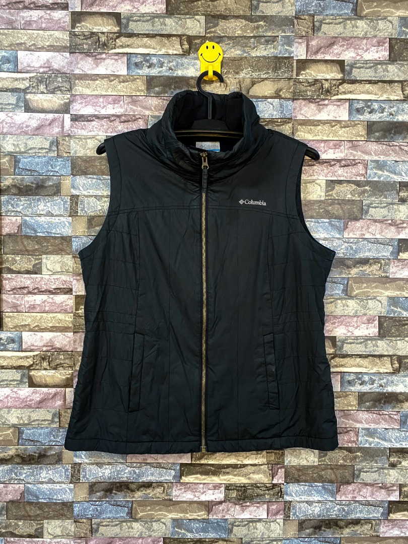COLUMBIA VEST, Men's Fashion, Coats, Jackets and Outerwear on Carousell