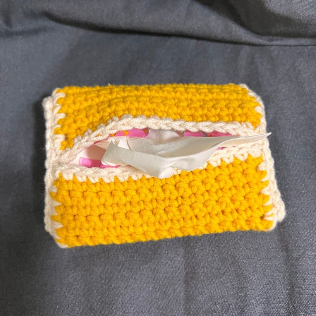 Crochet tissue packet pouch, Hobbies & Toys, Stationery & Craft
