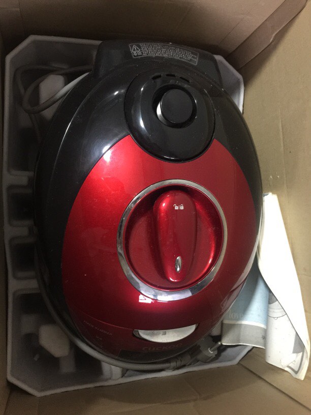 Cuckoo pressure rice cooker, Furniture & Home Living, Kitchenware