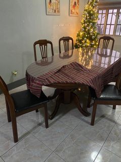 Dining set for 8, made in malaysia